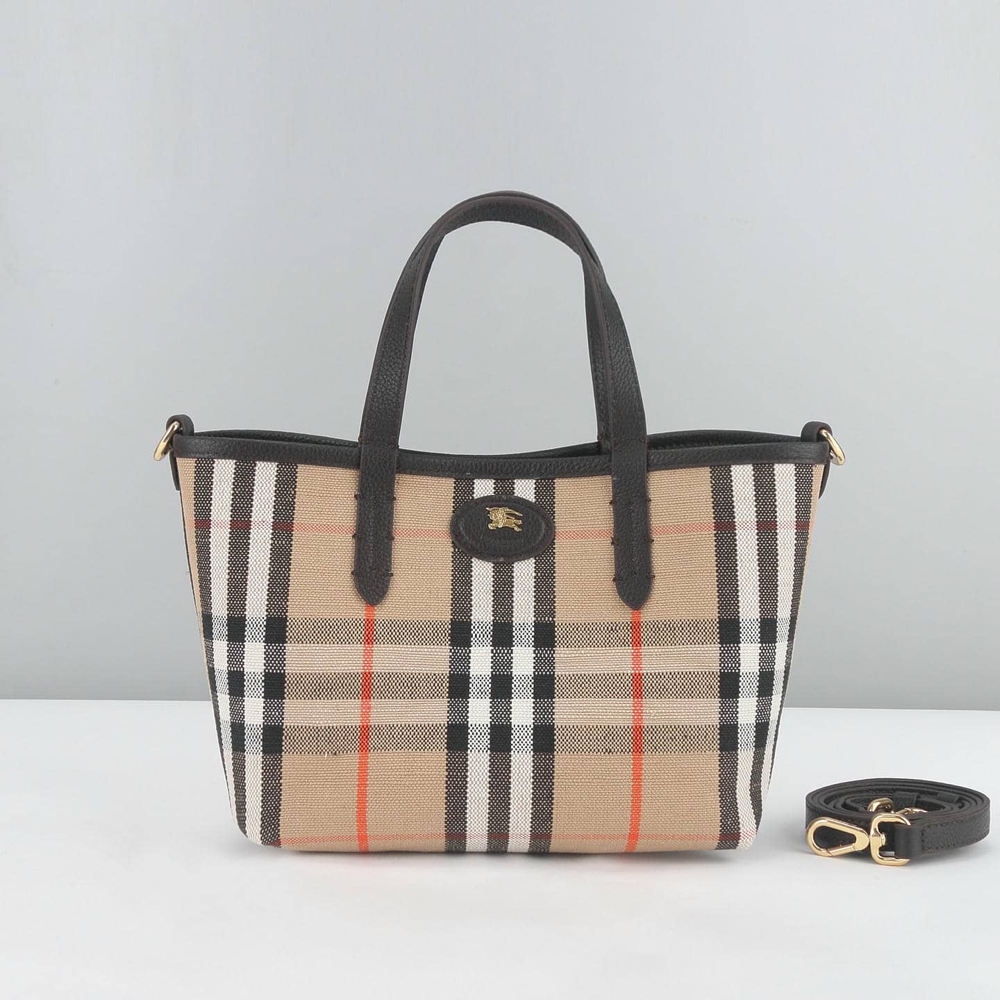 Burberry Bag 108
